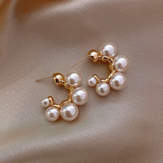 Fashionable Zircon Pearl Earrings