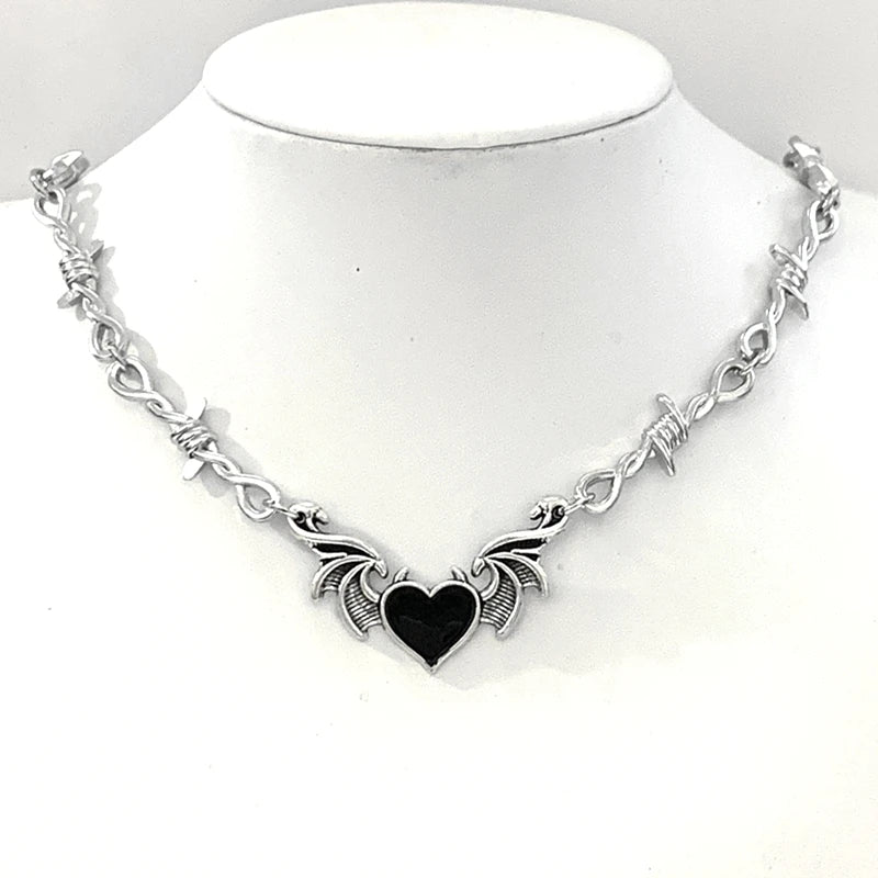 Aesthetic Goth Devil Heart Barbed Wire Choker